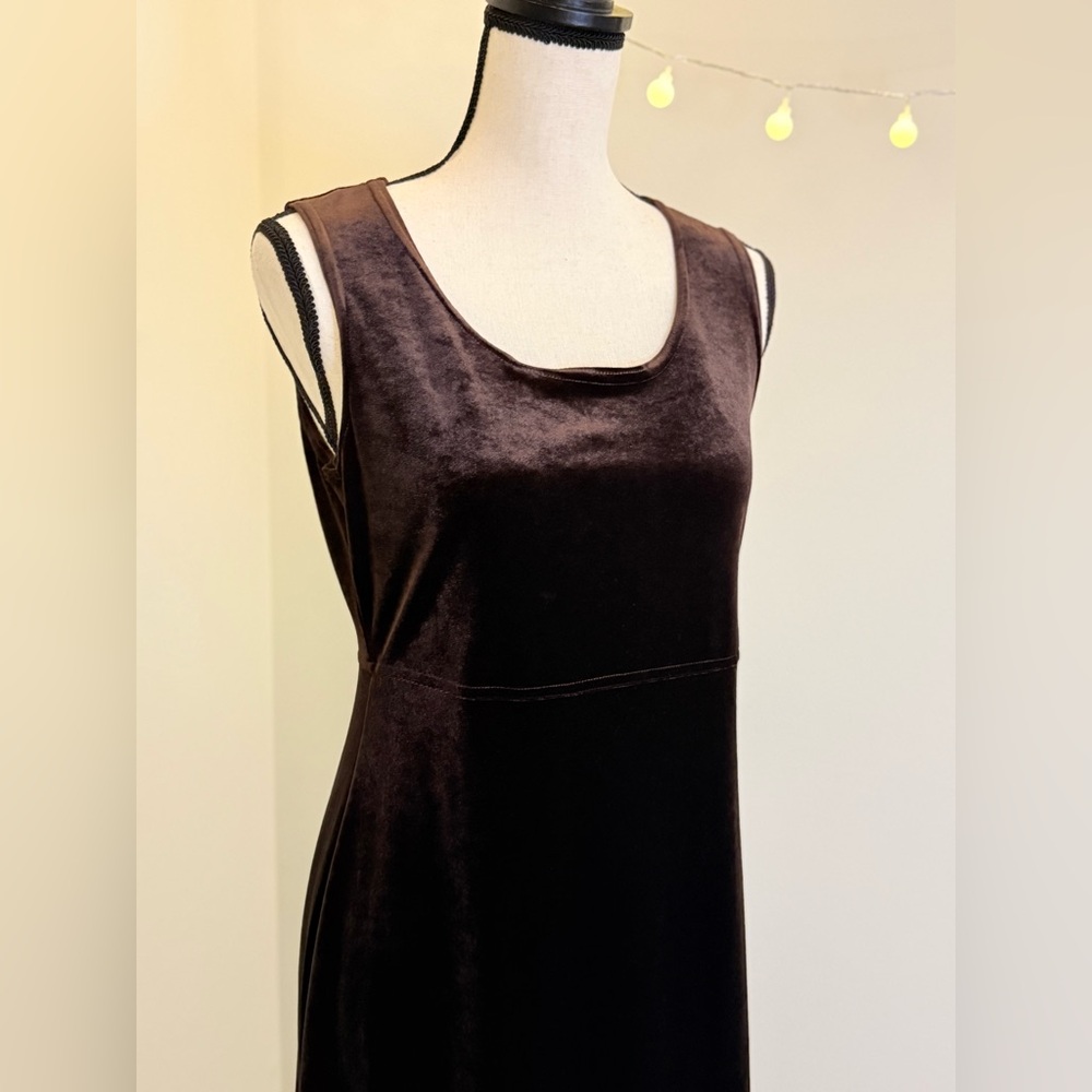 🌾 Rich Chocolate Brown Velvet Rabbit Rabbit Rabbit Maxi Dress - Picture 4 of 9